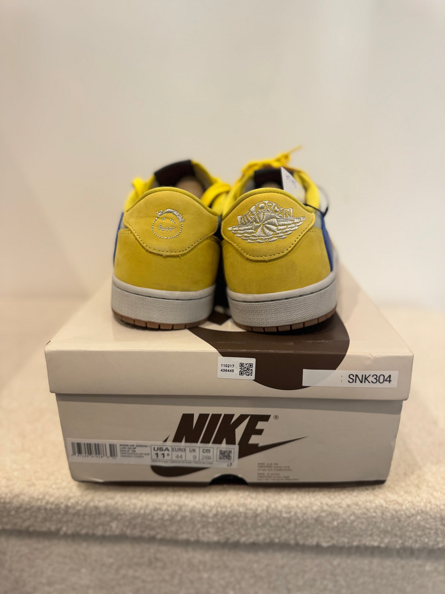 Travis Scott x Air Jordan 1 Low OG “Canary” (44)