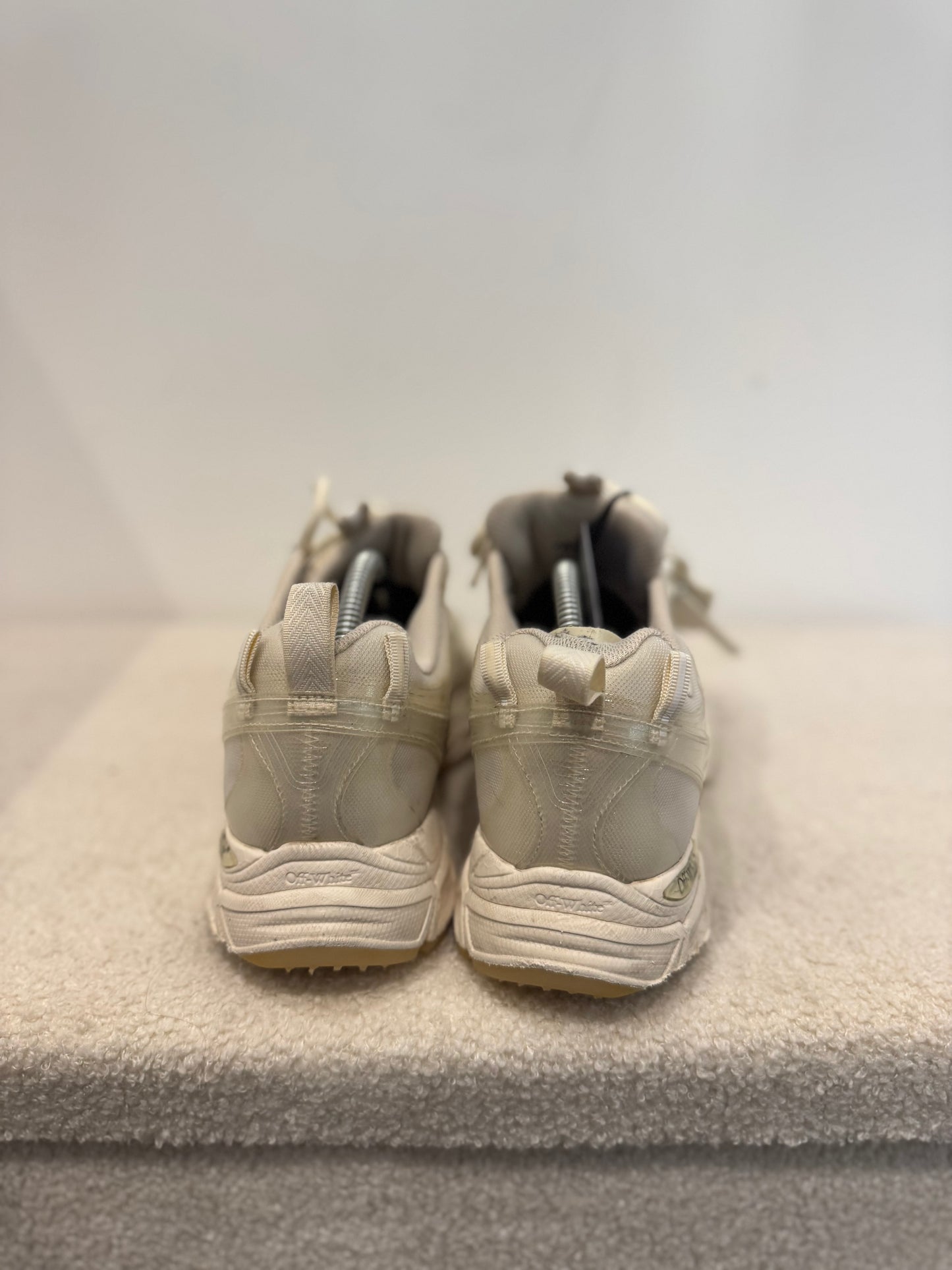 Off-White ODSY-1000 “Be Right Back” (43)