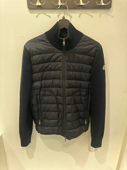 Moncler – Gilet matelassé noir à manches en maille (S)