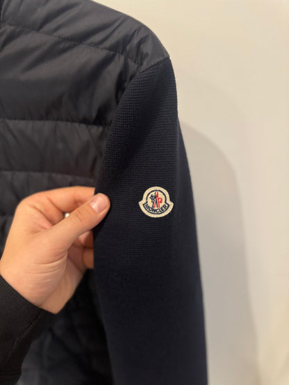 Moncler – Gilet matelassé noir à manches en maille (S)