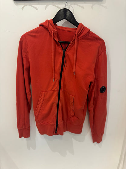 C.P. Company Hoodie Zippé Lens Rouge (S)