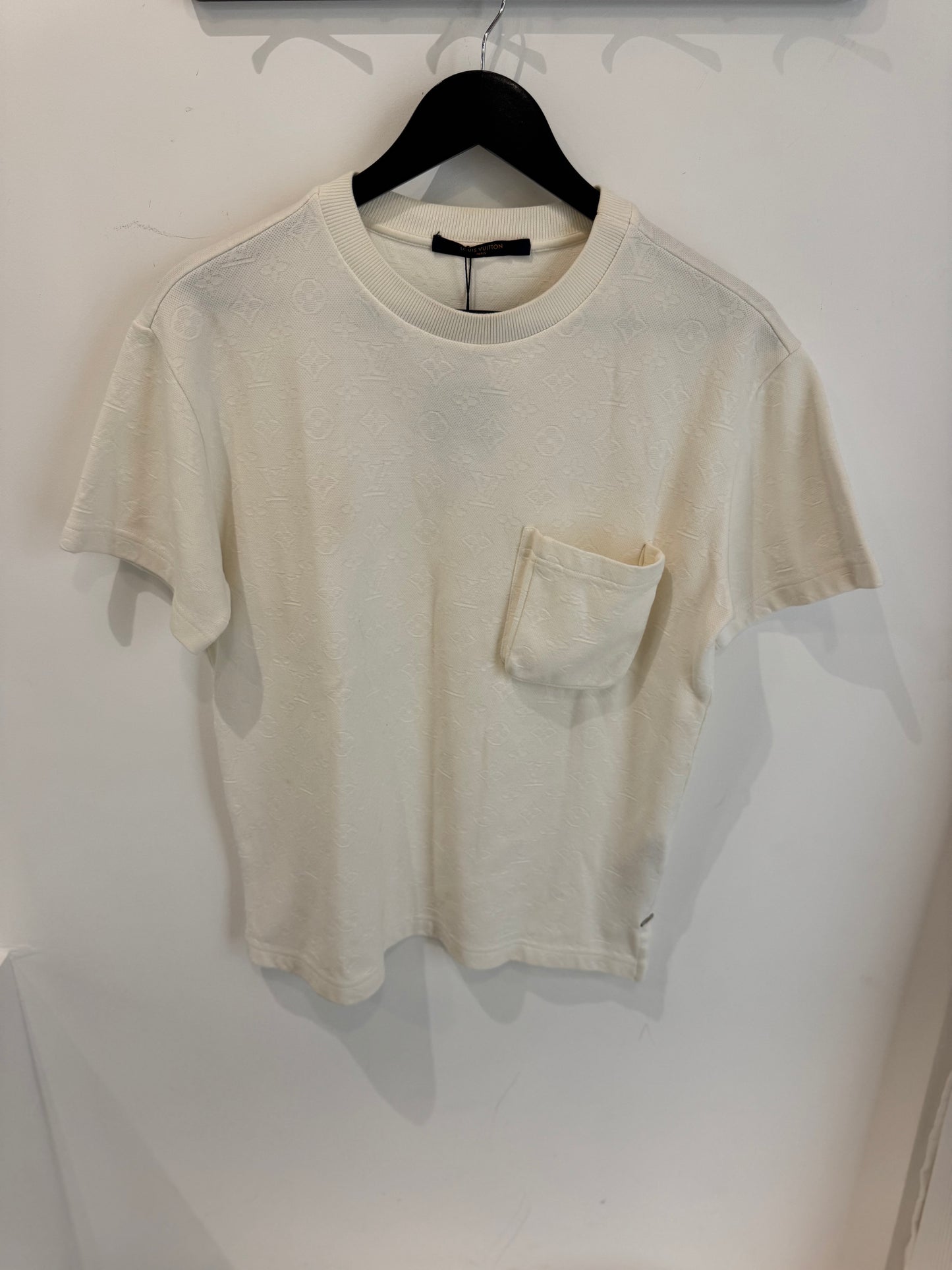 Louis Vuitton T-shirt Monogram Jacquard à poche – Blanc (S)