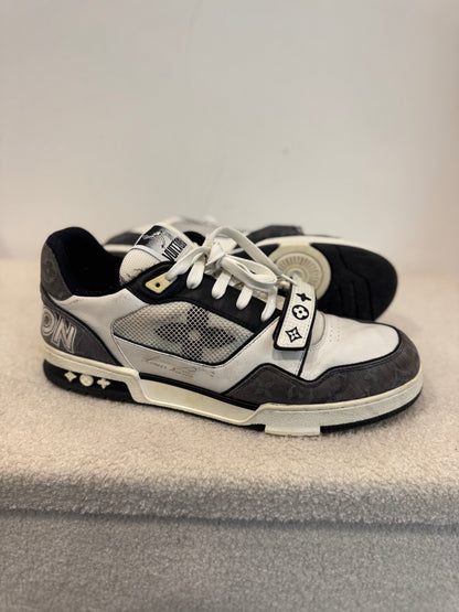 Louis Vuitton LV Trainer – Monogram Black & White (46)