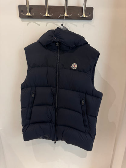 Moncler Doudoune sans manches à capuche – Bleu marine (XL)