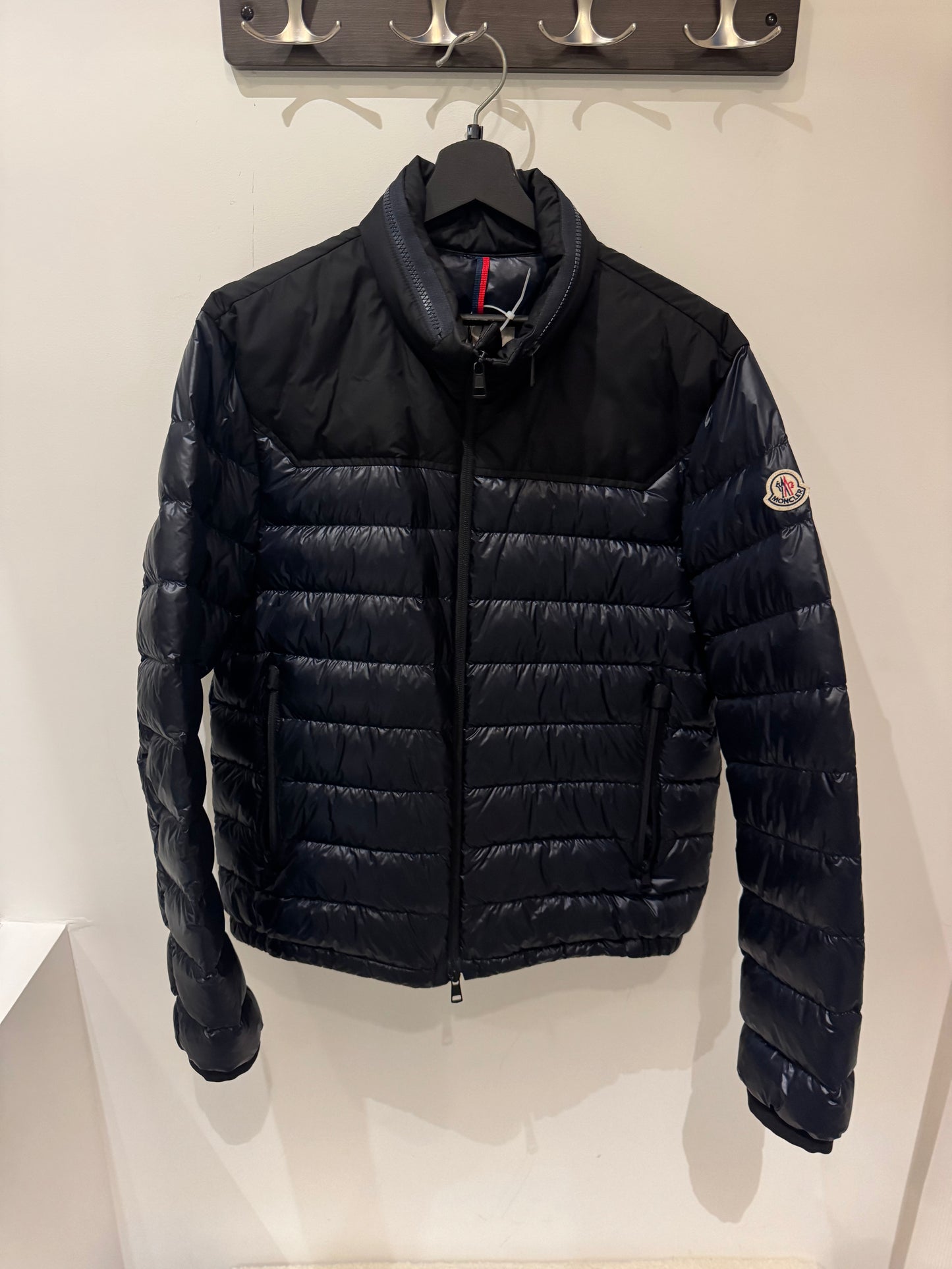 Moncler Doudoune légère matelassée – Bleu marine (M)
